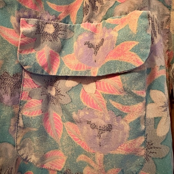 Diane Gilman Pink and Green Button Down Shirt Floral Design 100% silk - Picture 6 of 9